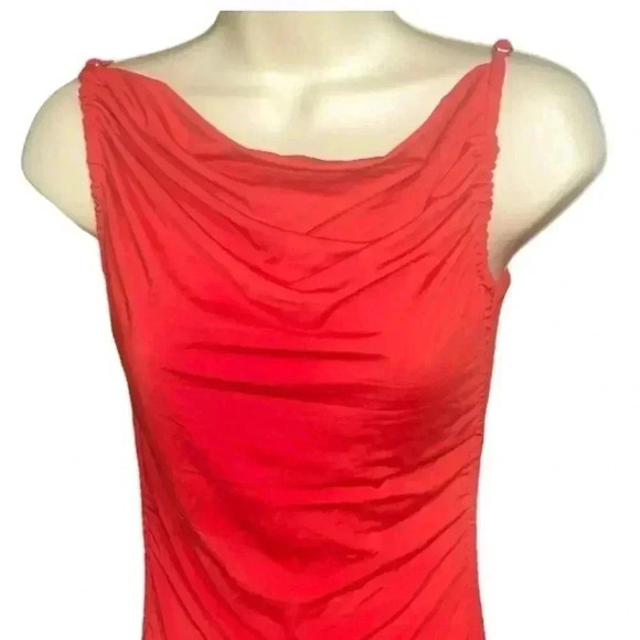 Form fitting vibrant colors mini dress. - Picture 2 of 8